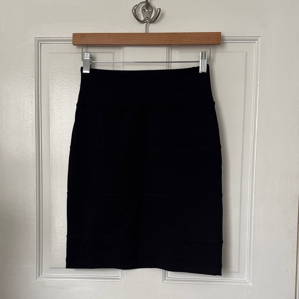 Lululemon Athletica Black Pencil Skirt